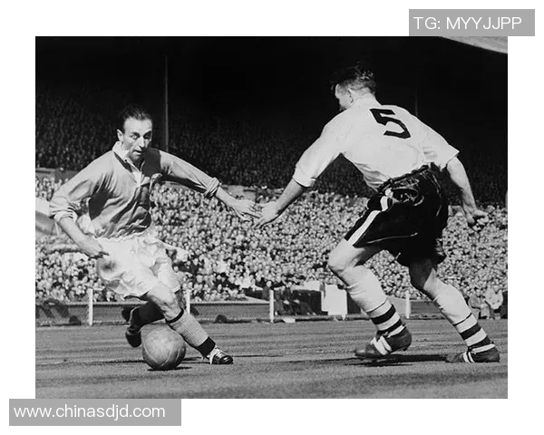 英国足球明星的辉煌历程与场上风采全景素描